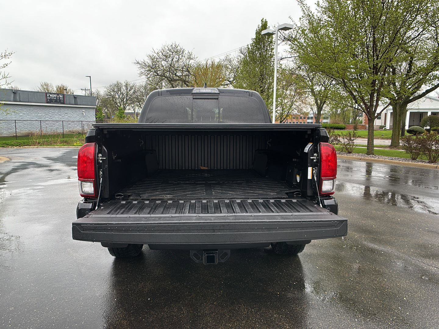 Used 2019 Toyota Tacoma TRD Off-Road AWD/4WD image 13