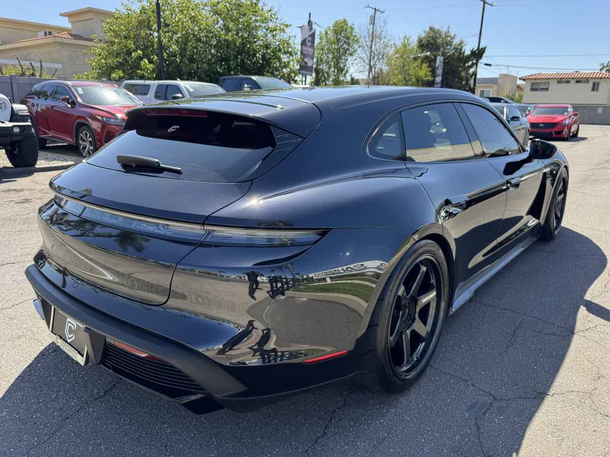 Used 2023 Porsche Taycan GTS AWD/4WD image 7