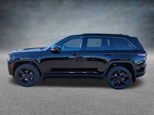 New 2026 Jeep Grand Cherokee Limited w/ Limited Altitude Package AWD/4WD image 8
