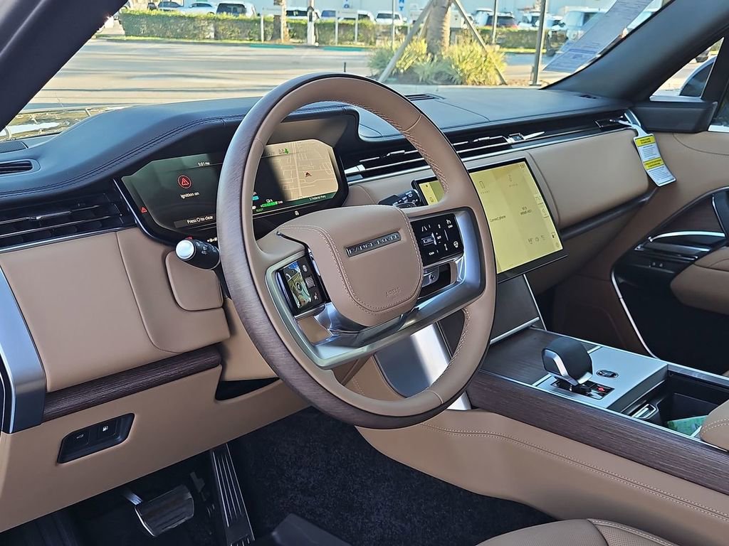 New 2026 Land Rover Range Rover SE image 25