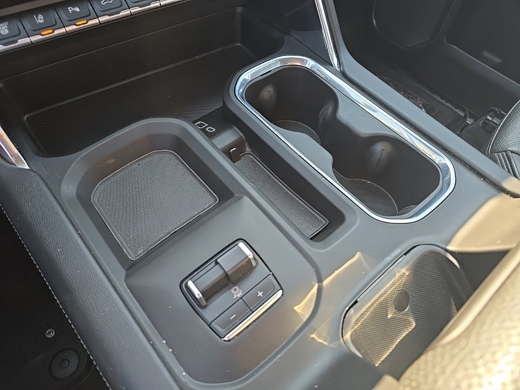 Used 2025 GMC Sierra 2500 Denali AWD/4WD image 26