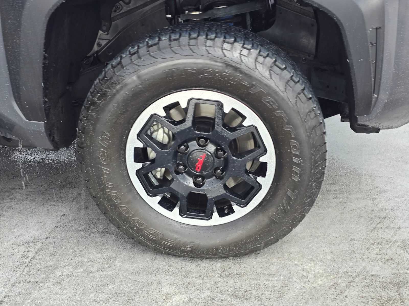 Used 2024 Toyota Tacoma TRD Off-Road w/ TRD Off Road Premium Package AWD/4WD image 10