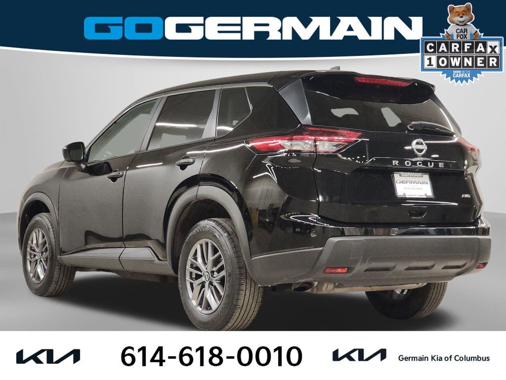 Used 2024 Nissan Rogue S image 11