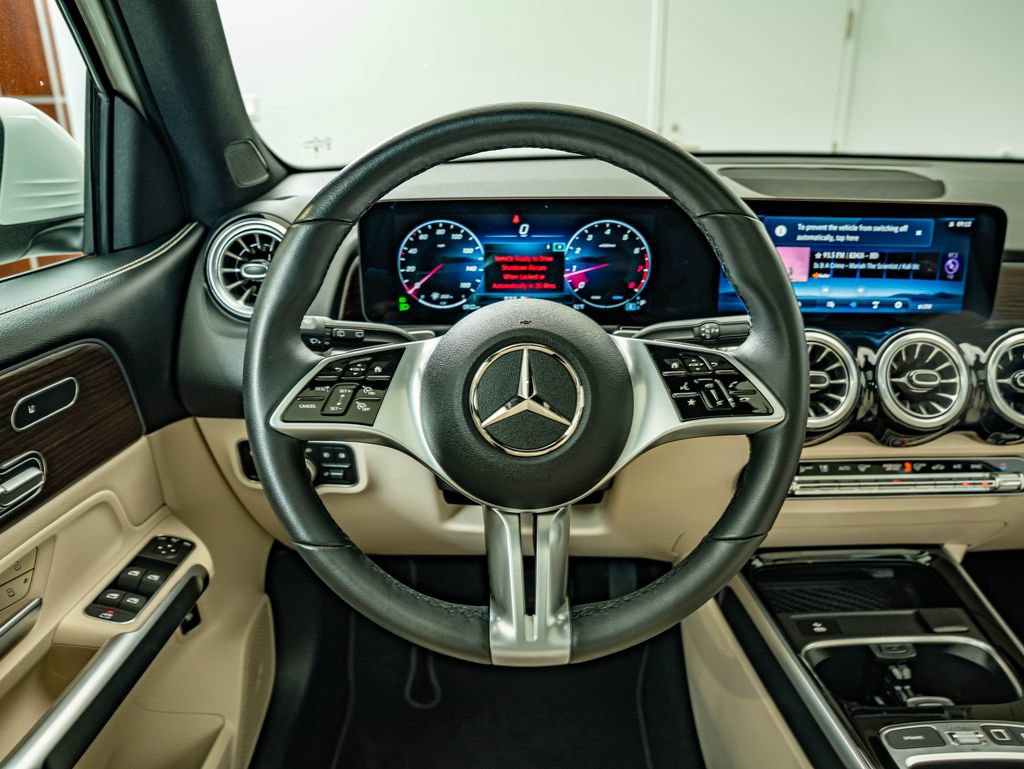 Certified 2026 Mercedes-Benz GLB 250 4MATIC image 24