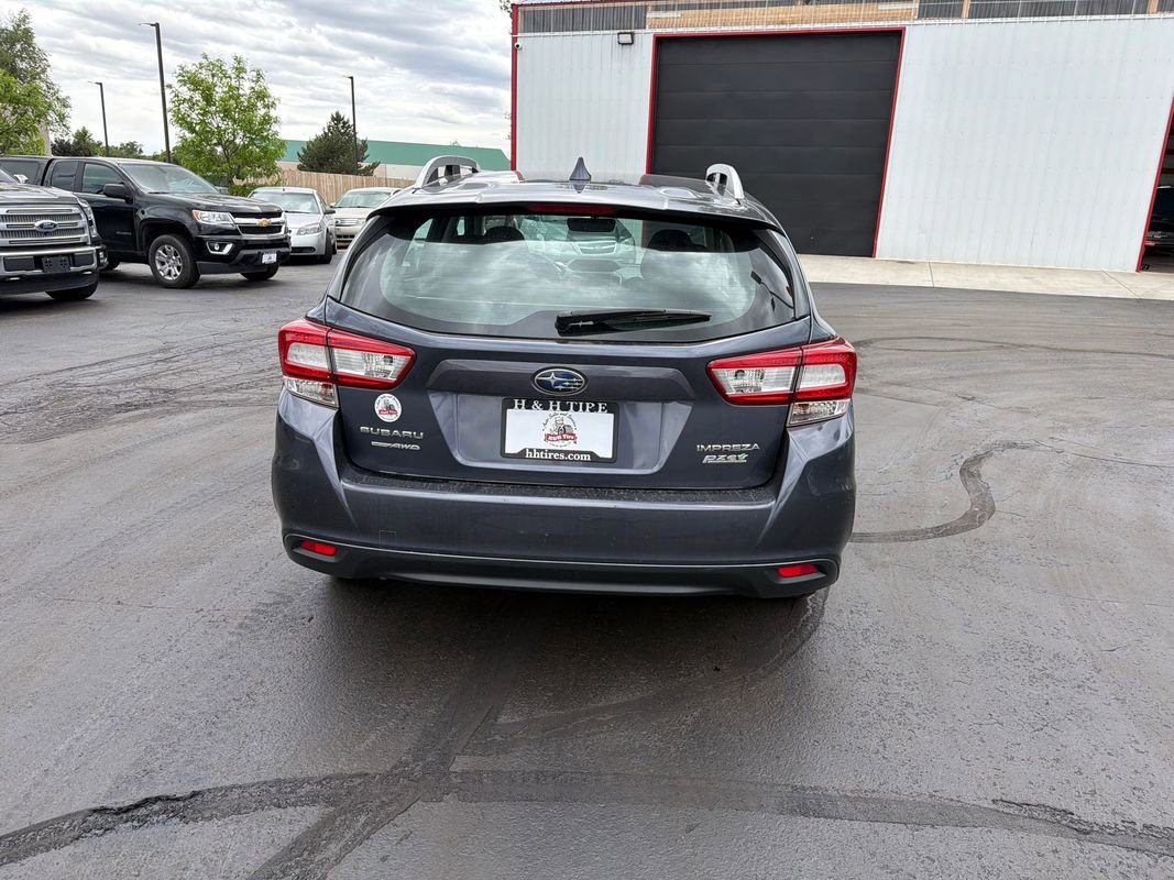 Used 2017 Subaru Impreza 2.0i Premium w/ BSD & Rcta/SRF/Eyesight AWD/4WD image 9