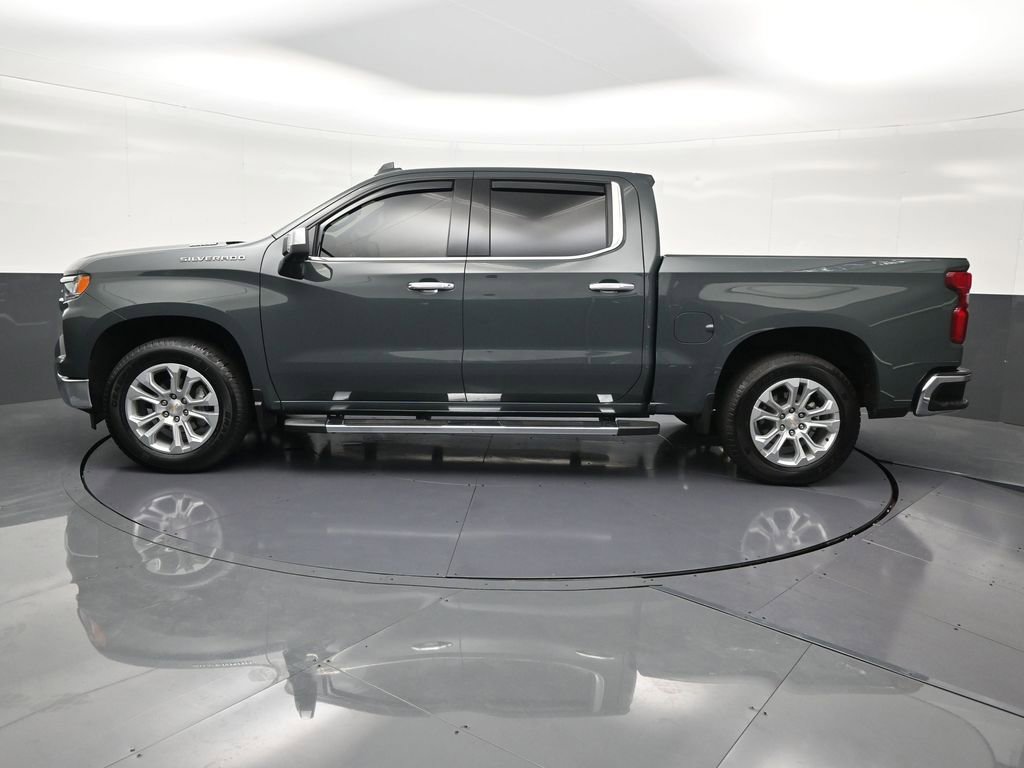 Used 2025 Chevrolet Silverado 1500 LTZ image 2