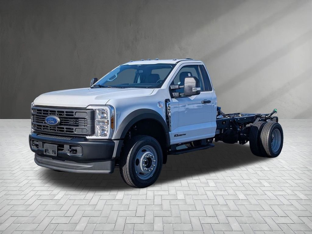 New 2026 Ford F550 4x4 Regular Cab Super Duty image 2