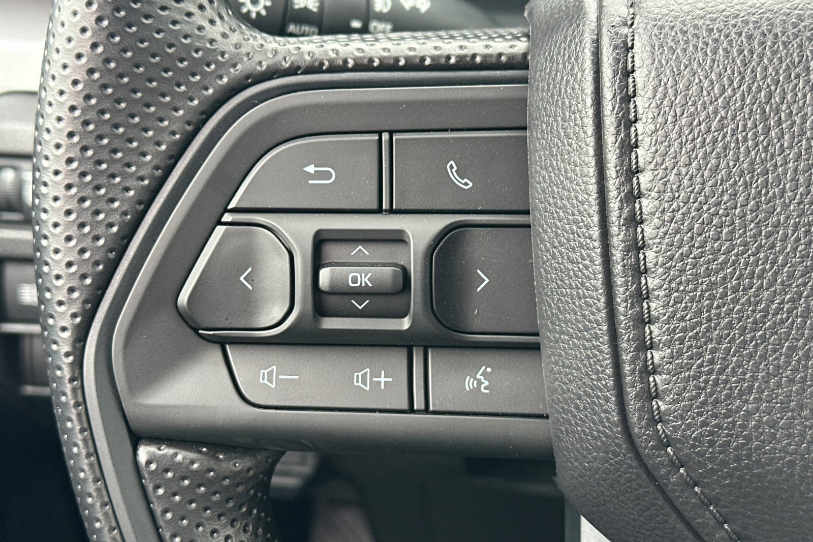 New 2026 Toyota Tacoma SR5 image 25