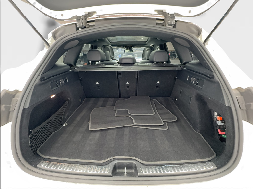 Used 2024 Mercedes-Benz GLC 300 image 19
