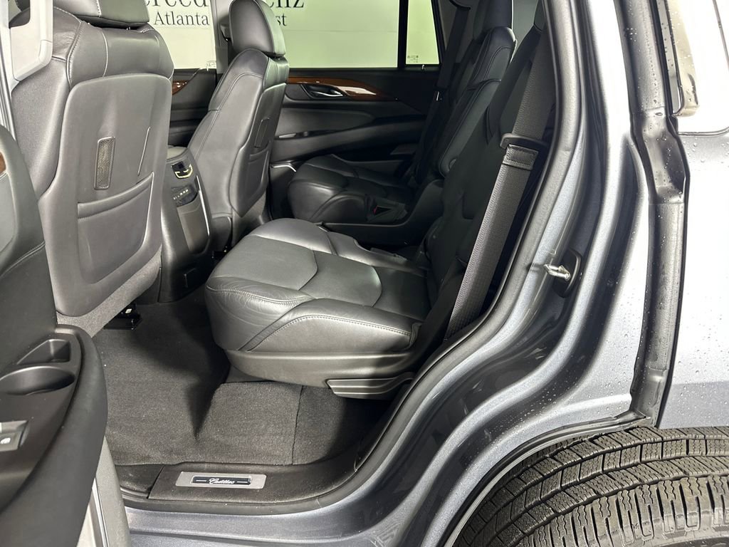 Used 2018 Cadillac Escalade Luxury image 21