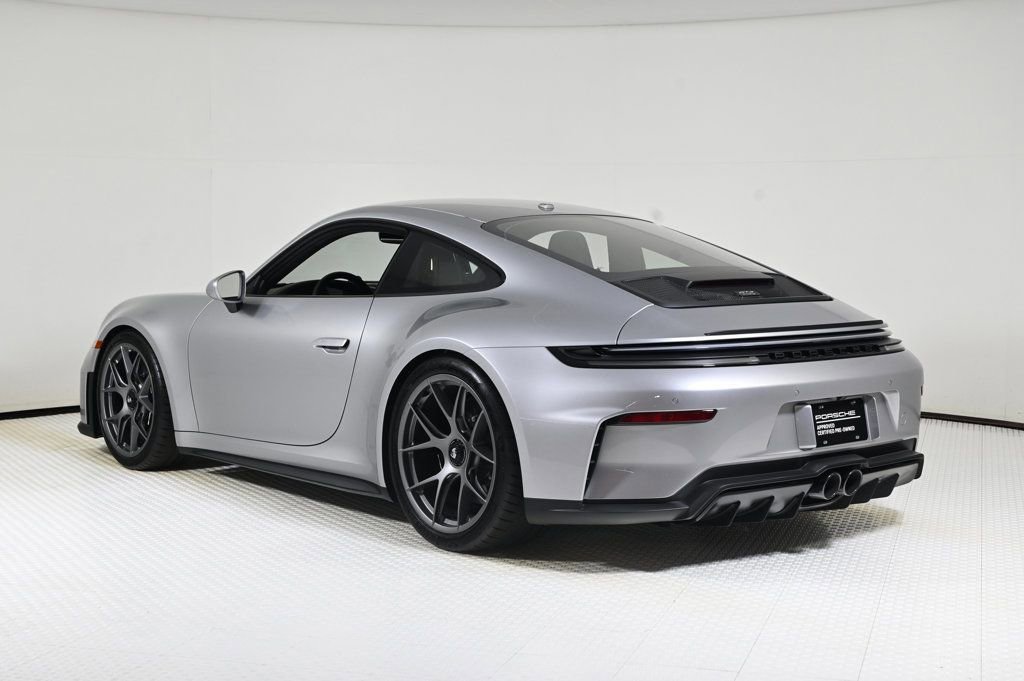 Used 2026 Porsche 911 GT3 image 3