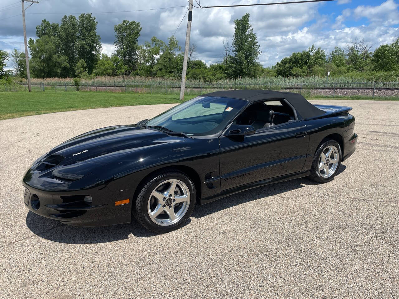 Used 1999 Pontiac Firebird Trans Am RWD image 6