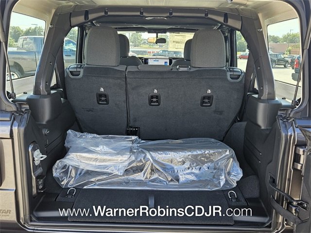 New 2025 Jeep Wrangler Unlimited Sport image 10