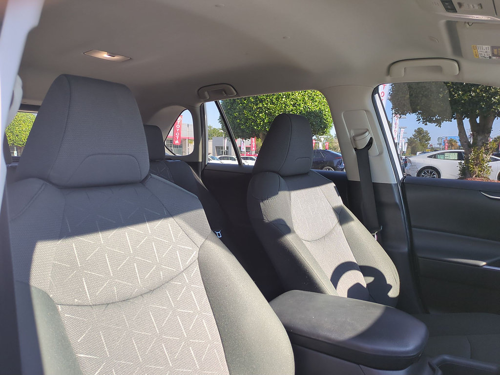 Certified 2024 Toyota RAV4 XLE AWD/4WD image 32