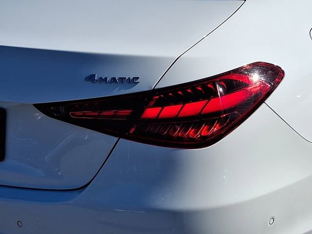 Used 2025 Mercedes-Benz C 300 4MATIC Sedan image 12