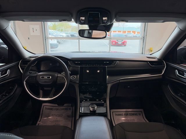 Used 2023 Jeep Grand Cherokee L Laredo w/ Luxury Tech Group I AWD/4WD image 12