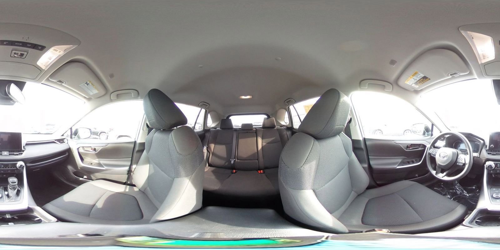 Used 2025 Toyota RAV4 LE image 41