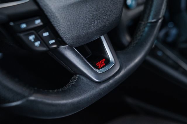 Used 2018 Ford Focus ST image 73