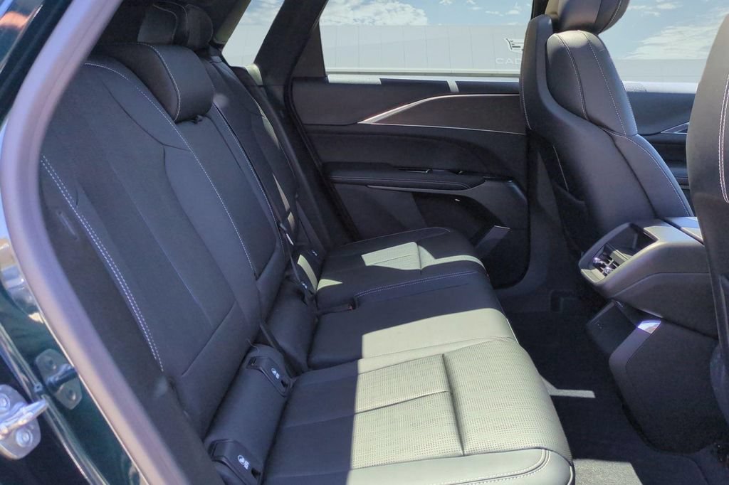 Certified 2024 Cadillac Lyriq Sport AWD/4WD image 17