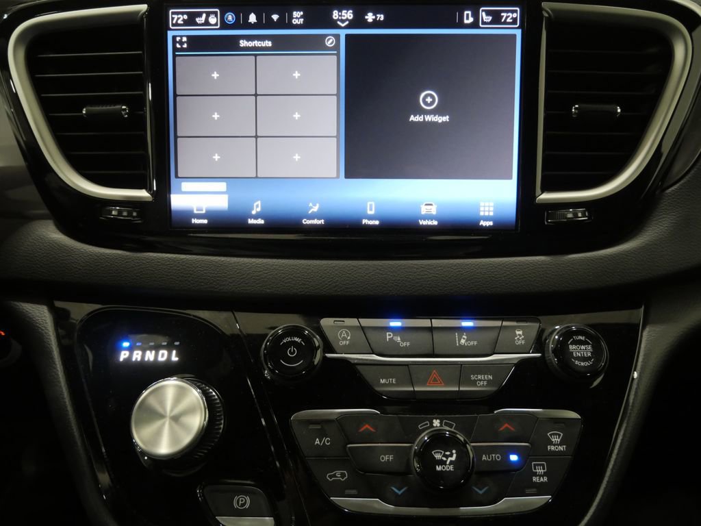 Used 2025 Chrysler Pacifica Select FWD image 20