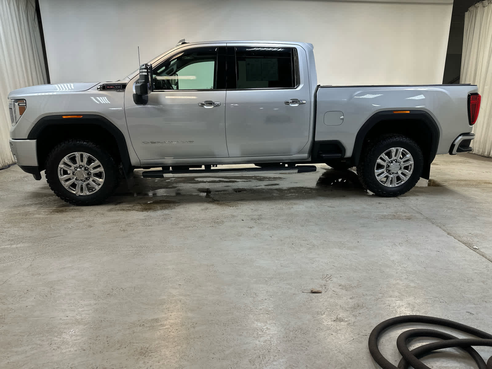 Certified 2021 GMC Sierra 2500 Denali w/ Denali Ultimate Package image 9