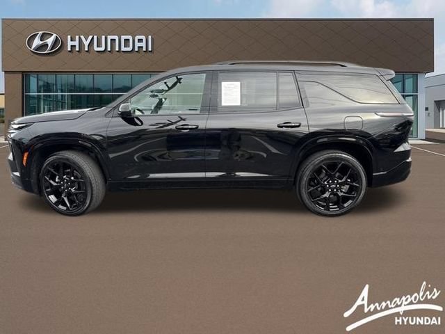 Used 2024 Chevrolet Traverse RS AWD/4WD image 3