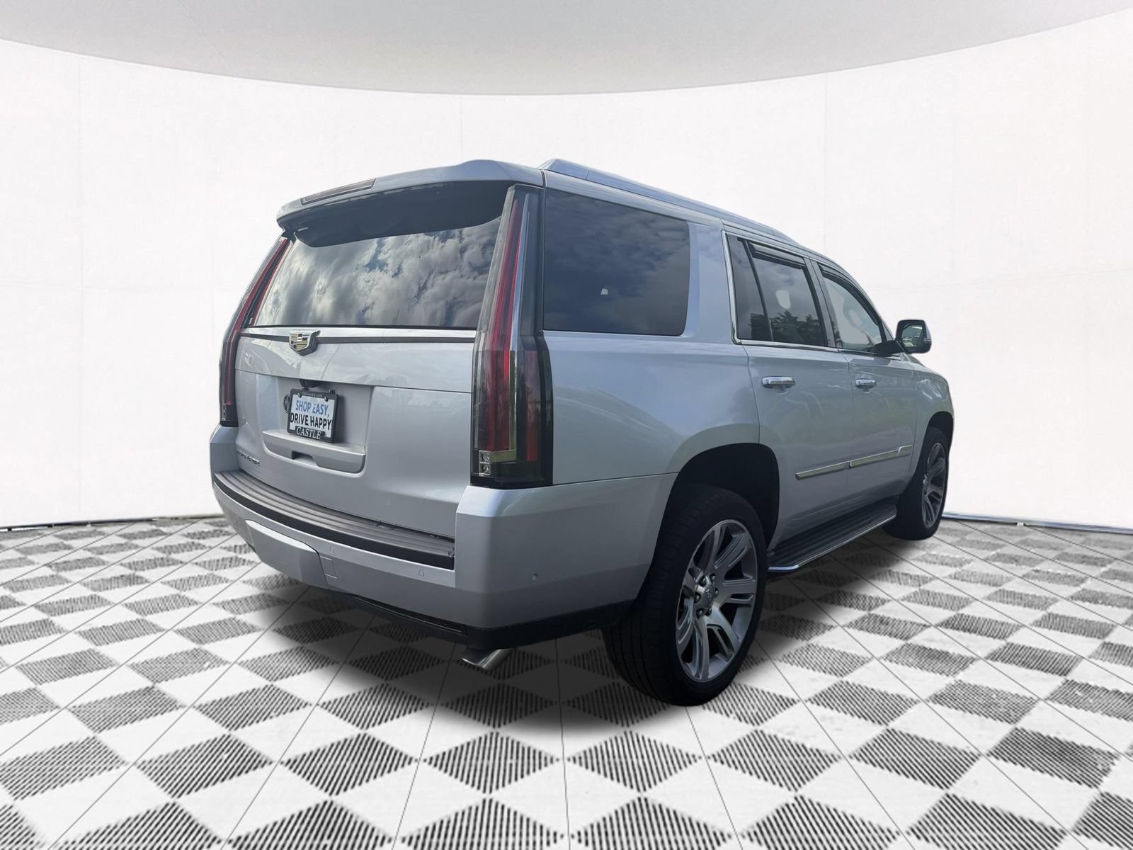 Used 2017 Cadillac Escalade Luxury AWD/4WD image 9