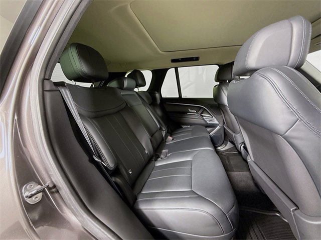 Used 2023 Land Rover Range Rover SE image 29