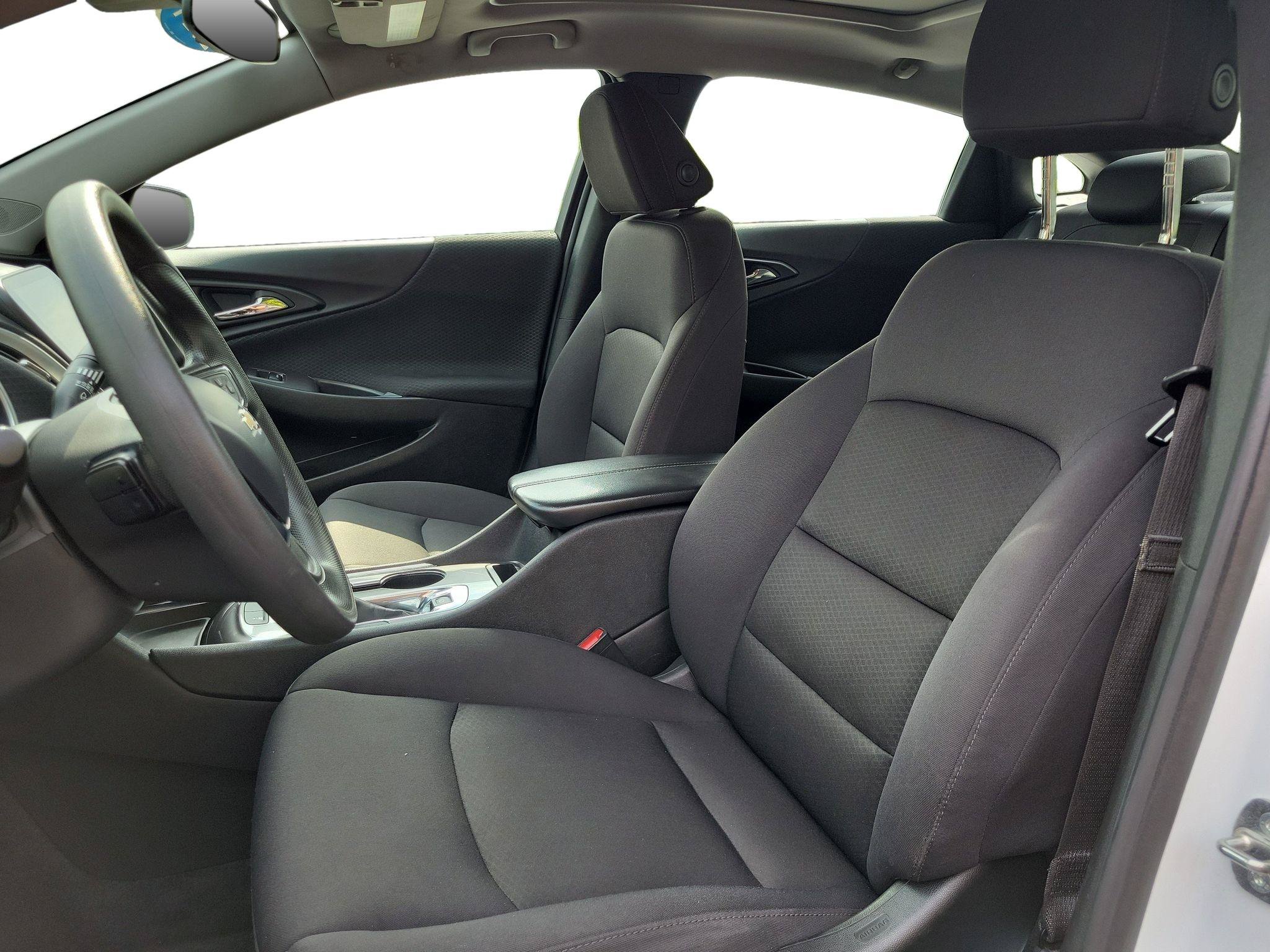 Used 2024 Chevrolet Malibu LT FWD image 5