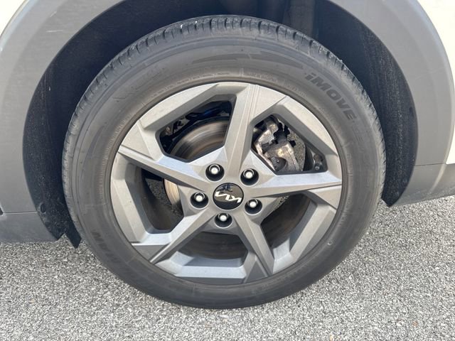 Used 2025 Kia K4 FWD image 37