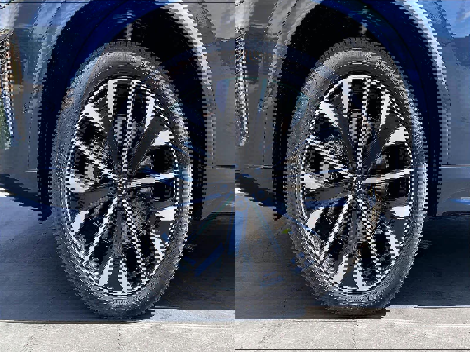 New 2026 Volvo XC90 B5 Plus w/ Protection Package image 14