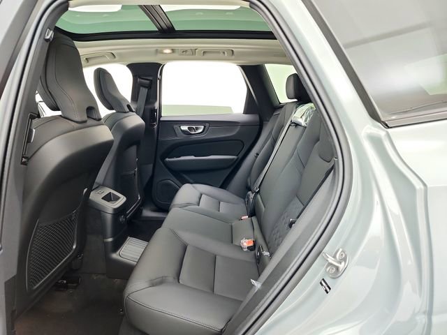 New 2026 Volvo XC60 T8 Plus w/ Climate Package AWD/4WD image 28
