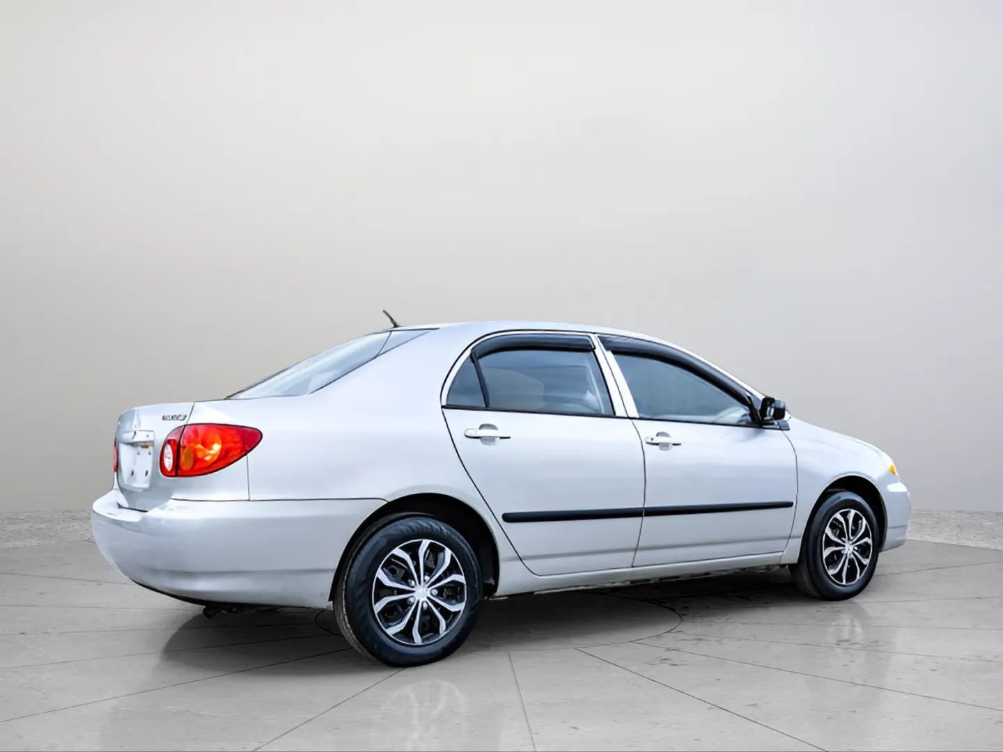 Used 2004 Toyota Corolla LE image 4