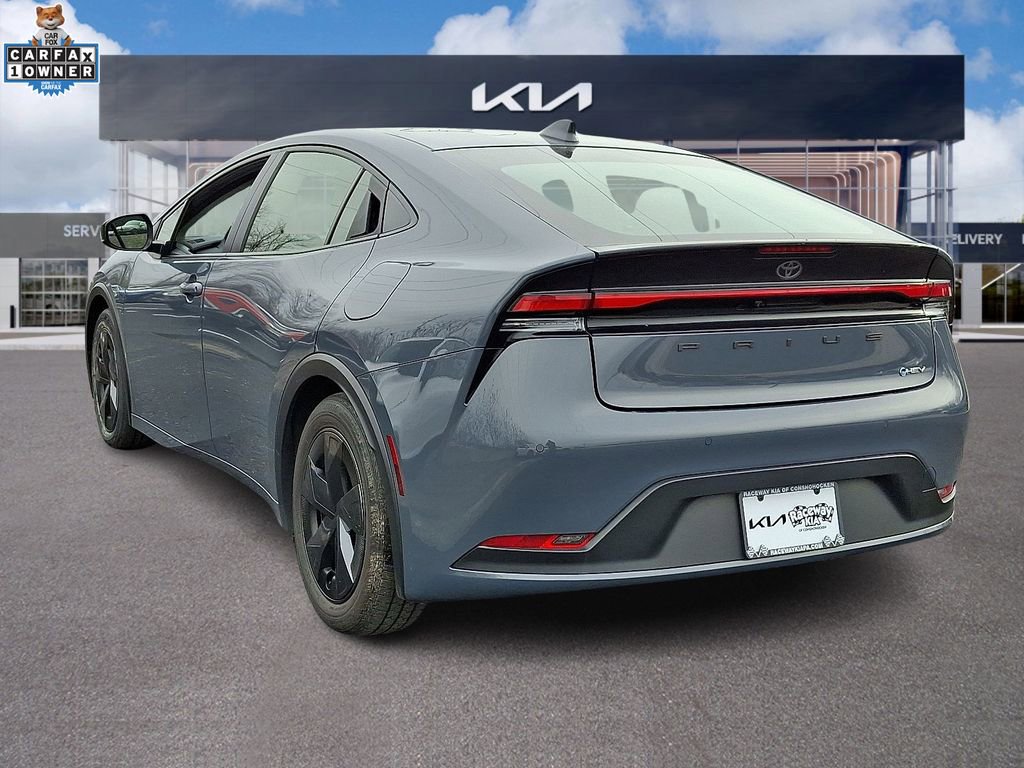 Used 2023 Toyota Prius Limited image 4