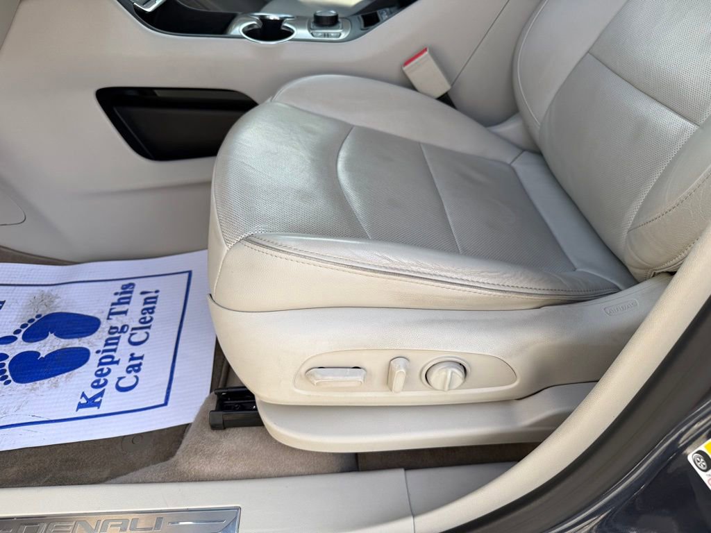 Used 2018 GMC Terrain Denali w/ Comfort Package image 13