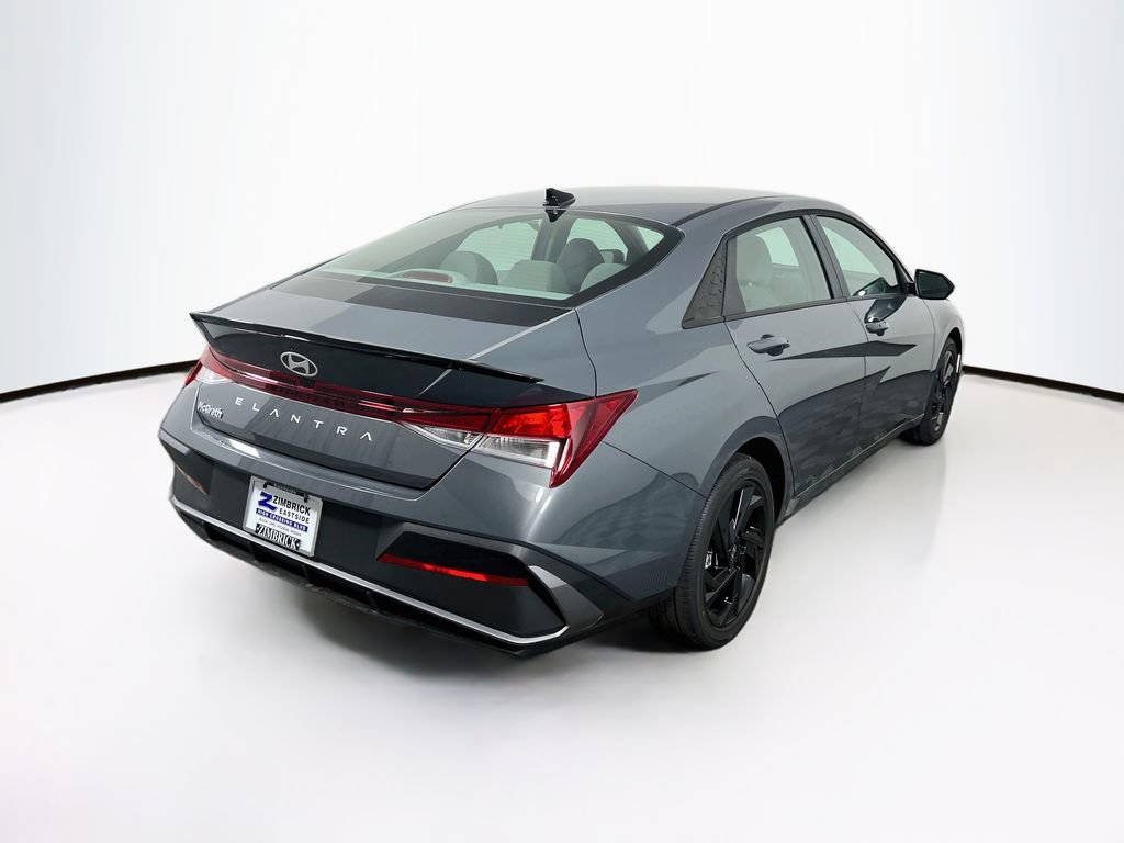 New 2026 Hyundai Elantra Sport FWD image 7