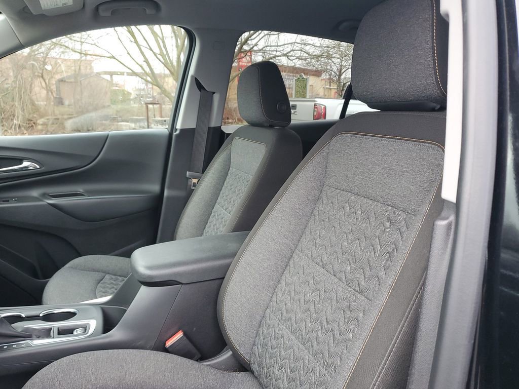 Used 2023 Chevrolet Equinox LT w/ LPO, Floor Liner Package AWD/4WD image 14