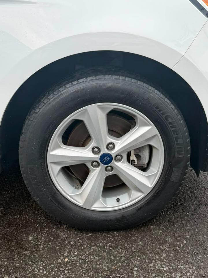 Used 2018 Ford Edge SE AWD/4WD image 26
