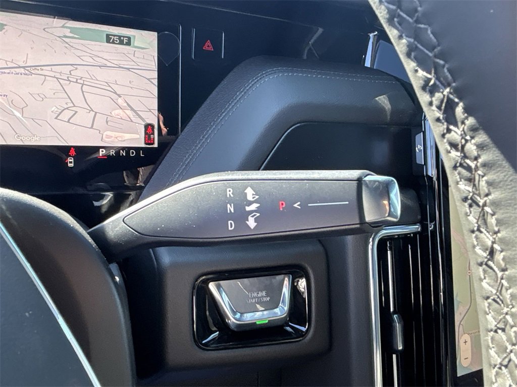 New 2026 GMC Yukon XL Denali image 25