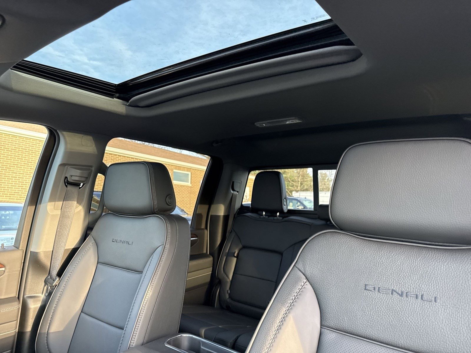 New 2026 GMC Sierra 2500 Denali w/ Technology Package image 17