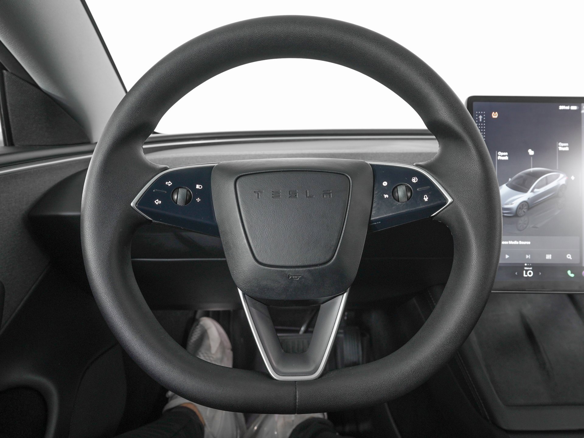 Used 2025 Tesla Model 3 Long Range image 18