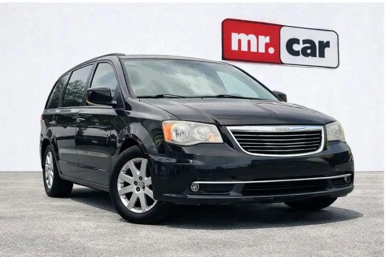 Used 2014 Chrysler Town & Country Touring