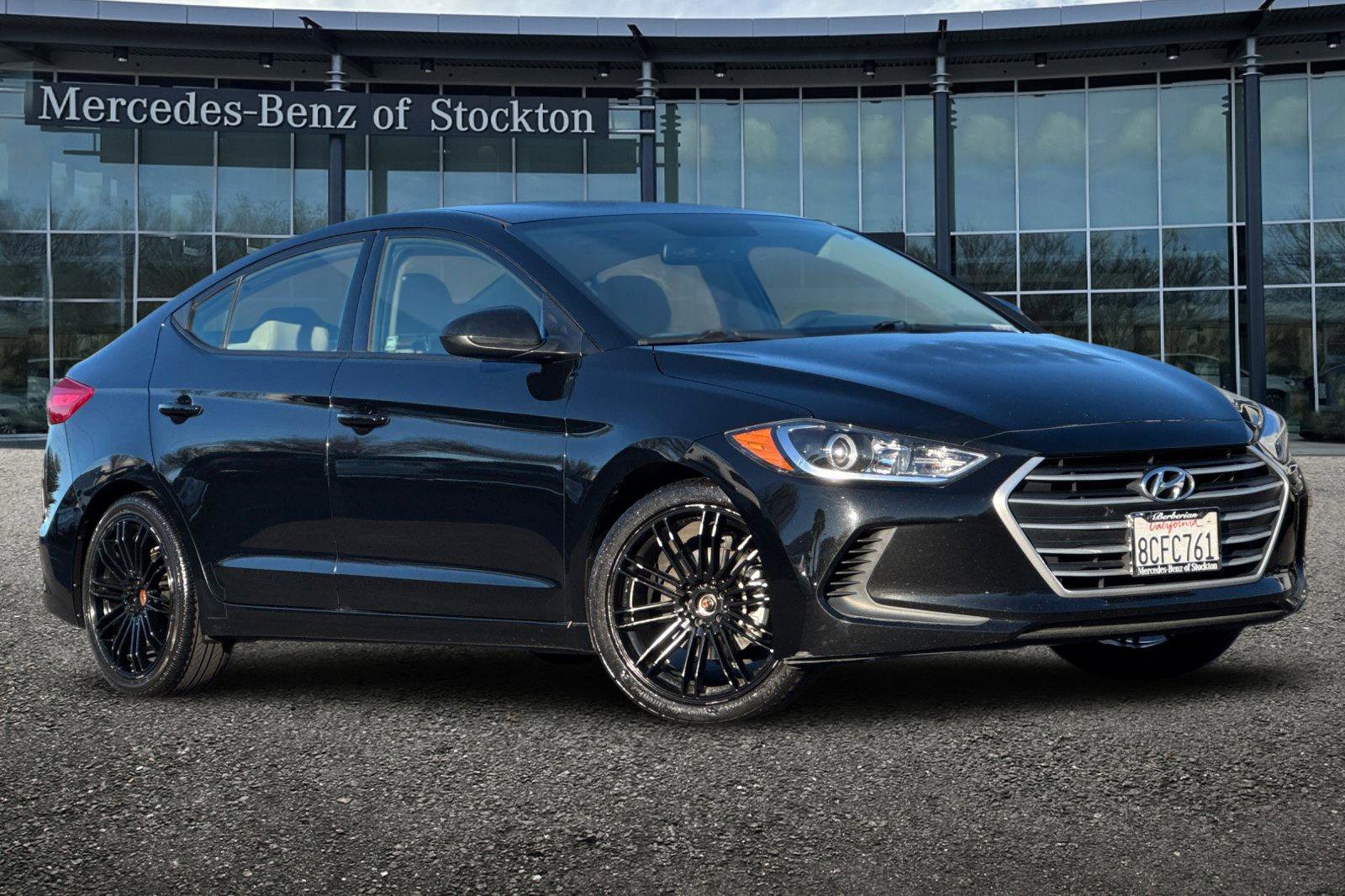 Used 2018 Hyundai Elantra SEL image 1