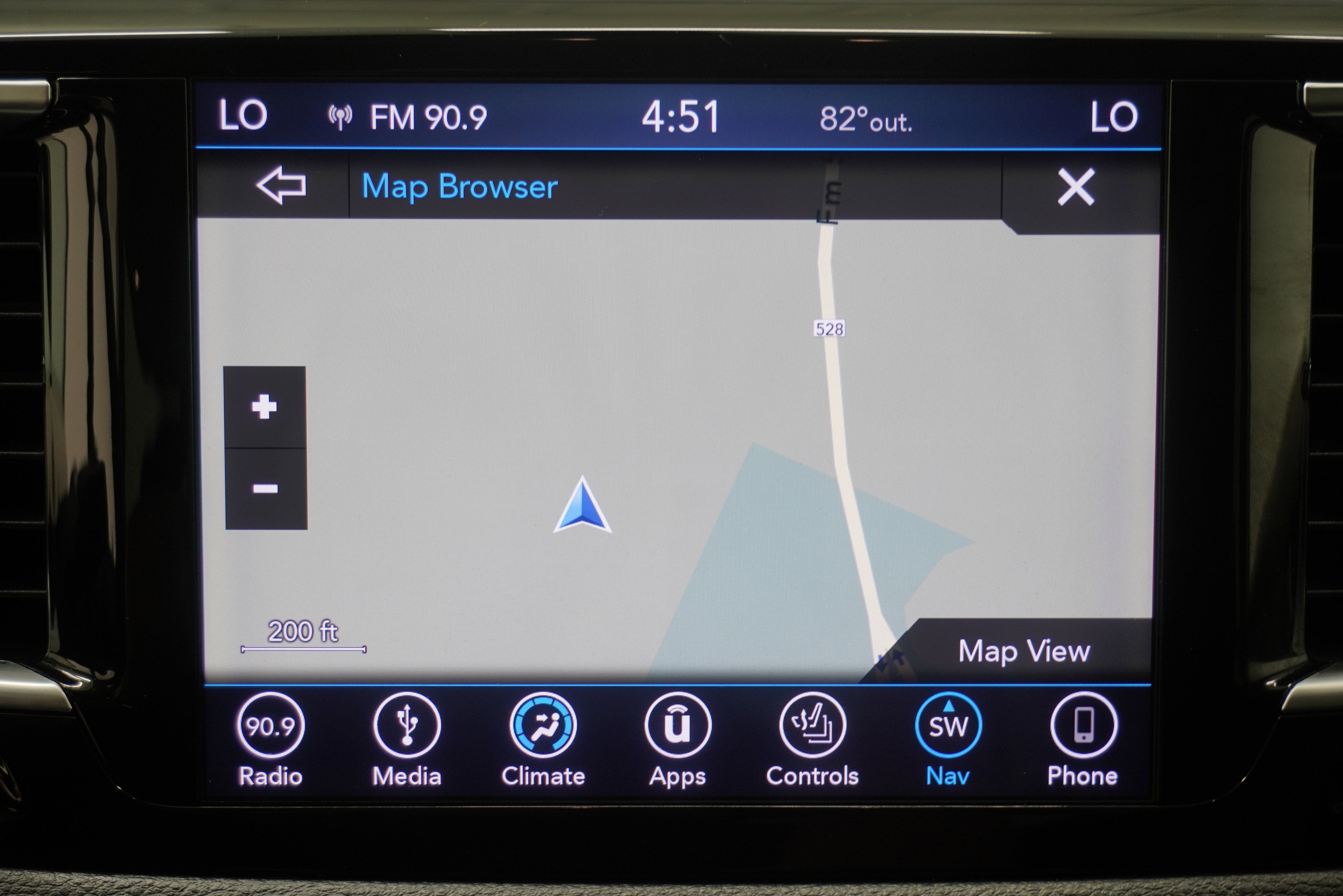 Used 2018 Chrysler Pacifica Limited FWD image 18