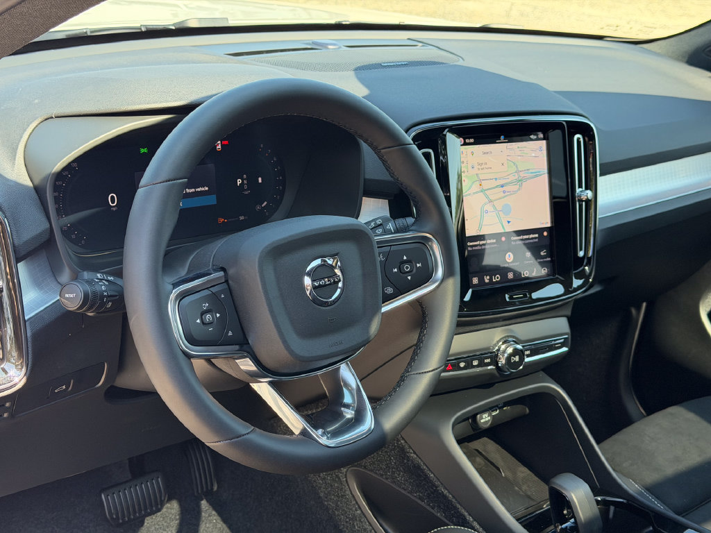 New 2026 Volvo XC40 B5 Ultra w/ Protection Package Premier AWD/4WD image 15