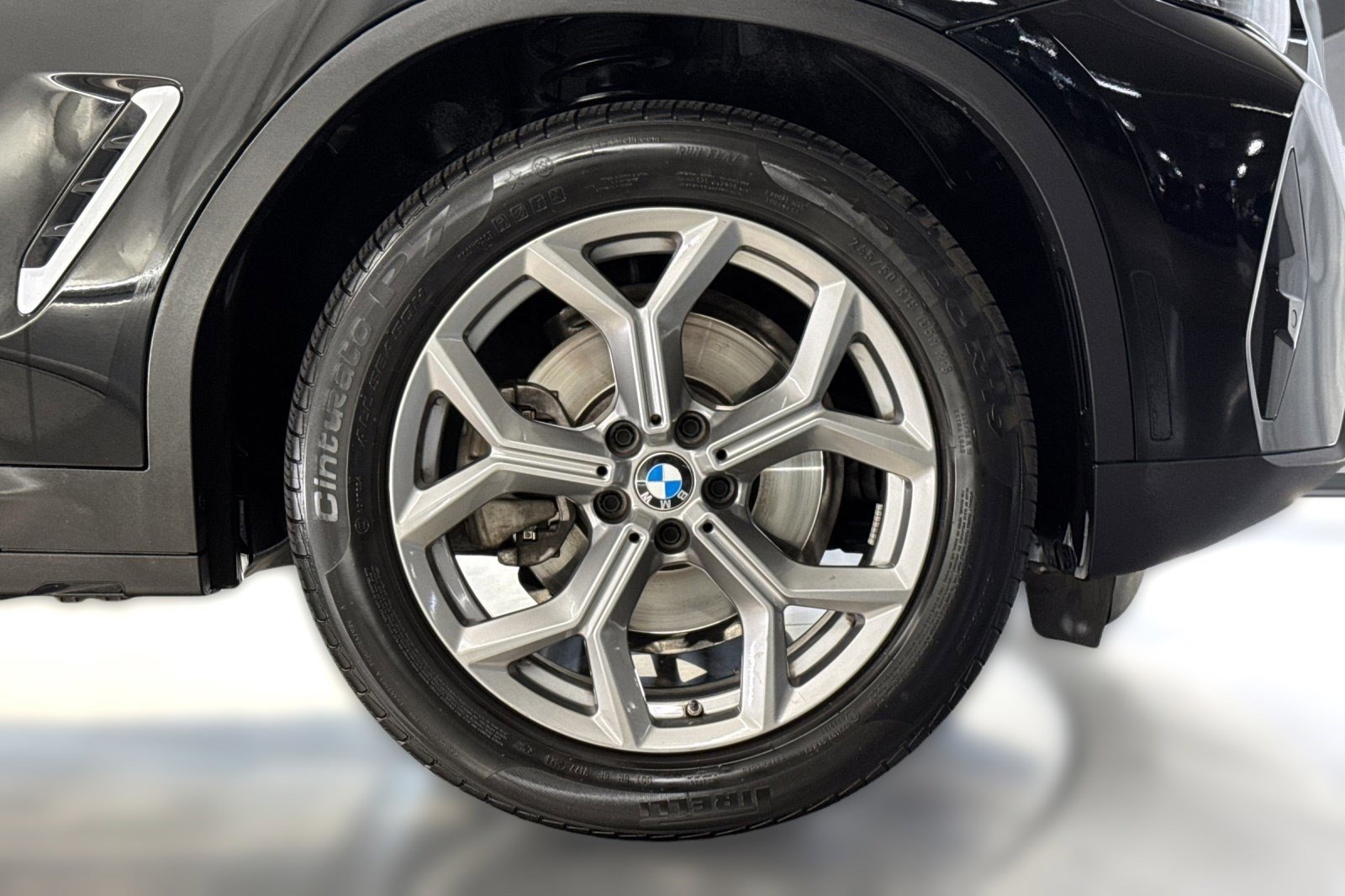 Used 2024 BMW X3 sDrive30i w/ Premium Package RWD image 12