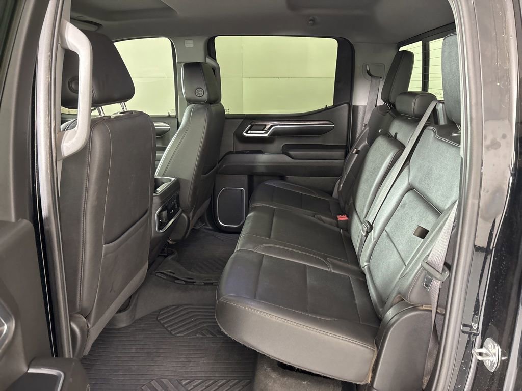Used 2022 Chevrolet Silverado 1500 LTZ image 32