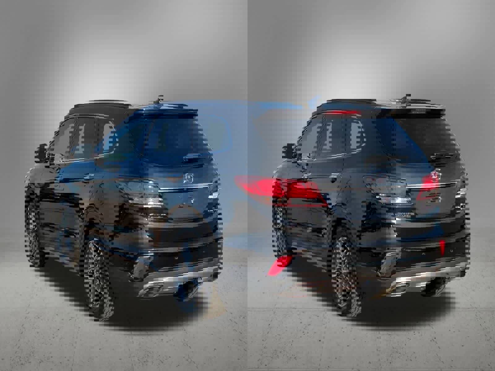 Used 2017 Hyundai Santa Fe Limited image 4