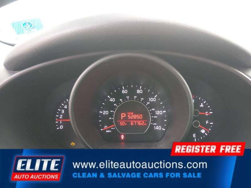 Used 2017 Kia Soul + image 13