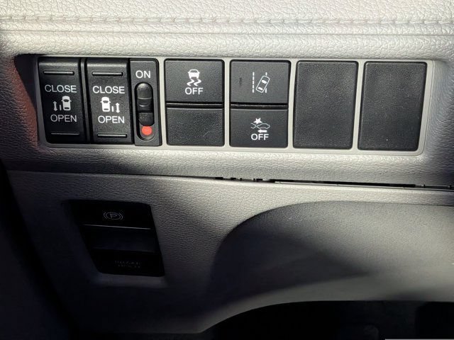 Used 2020 Honda Odyssey EX image 22